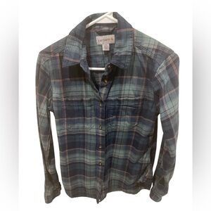 Carhartt Women’s Plaid Flannel Button Down Shirt XS Long Sleeve